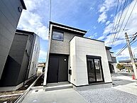 群馬県伊勢崎市田中町：物件画像