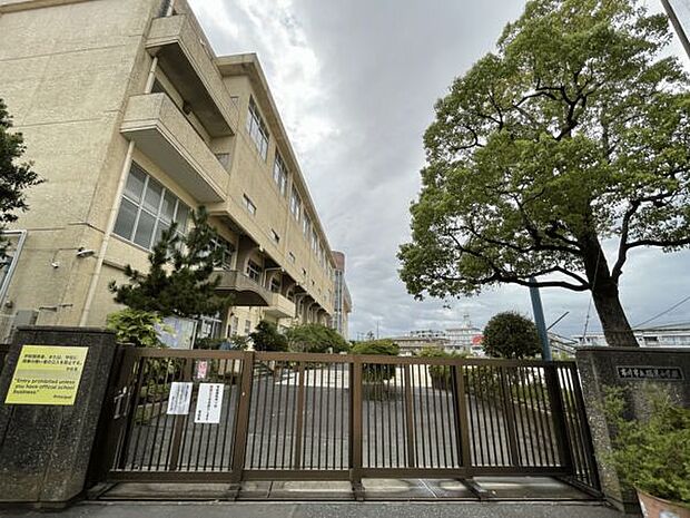 市川市立福栄小学校まで156m