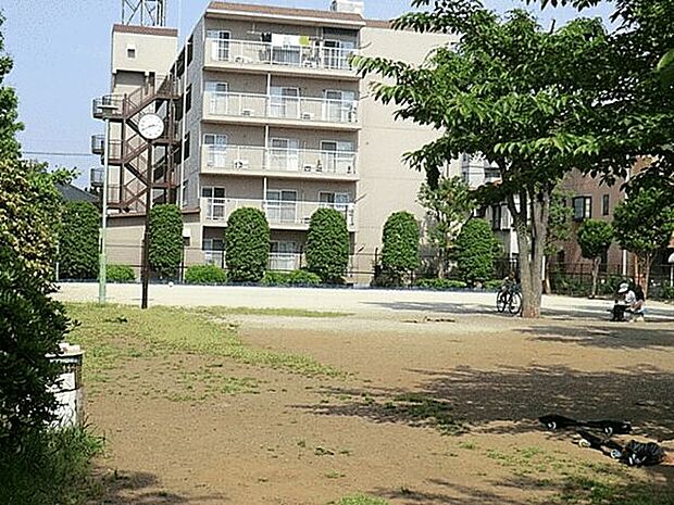 青三公園まで1230m