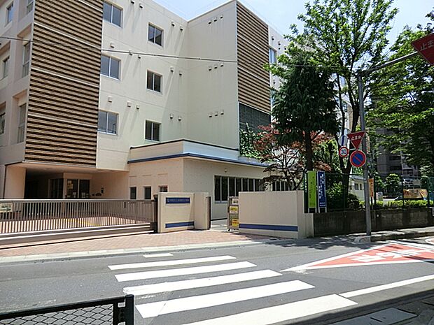 朝霞市立朝霞第五小学校まで592m
