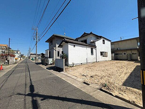 ザ・ビッグエクスプレス花ノ木店まで727m