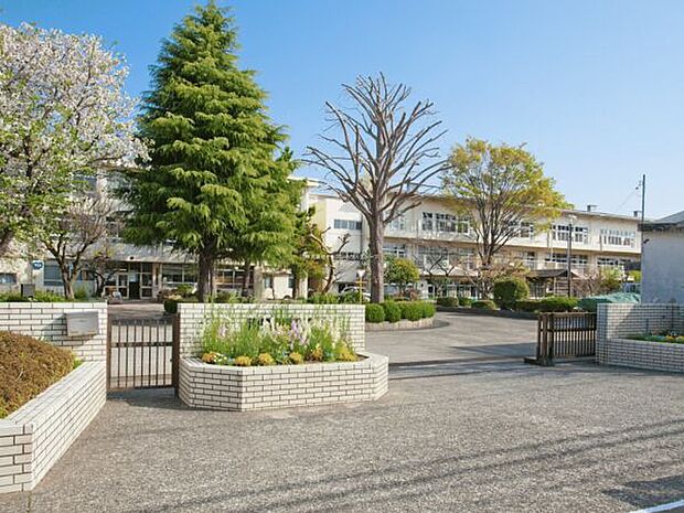 相模原市立谷口台小学校まで986m