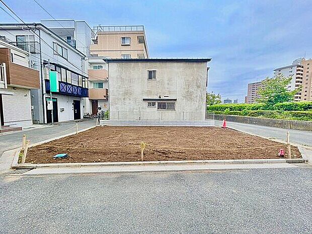 現地（土地）