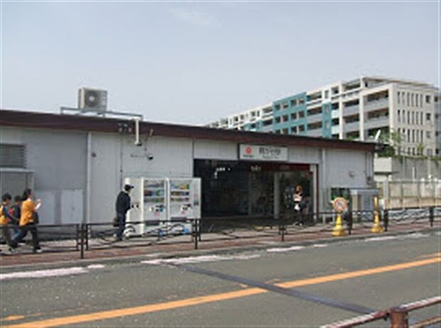 東急電鉄「梶が谷」駅まで560m