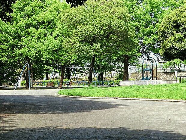 六ツ川三丁目公園まで707m