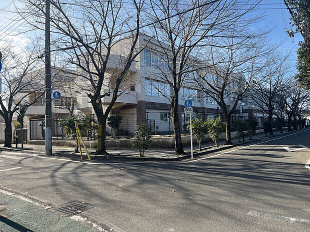 日野市立平山小学校まで1203m
