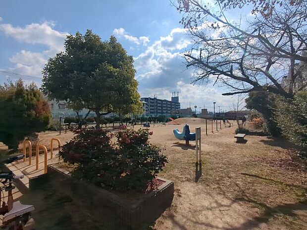 上神田公園まで995m