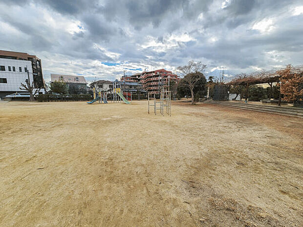 大曽公園まで686m