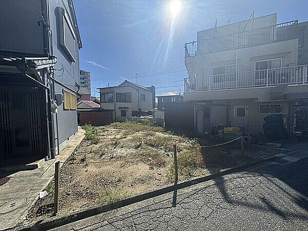 現地（土地）