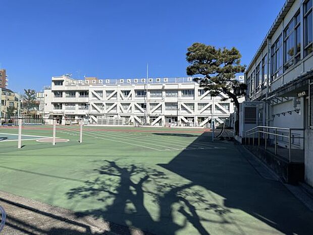 北区立王子第五小学校（約295m）