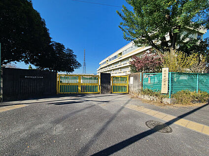 国分寺市立第二小学校 883m