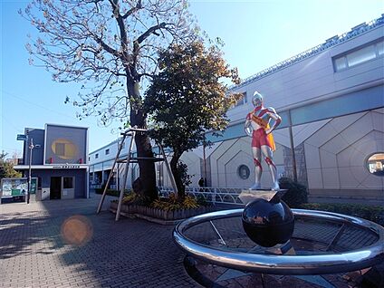 世田谷区立船橋希望中学校 951m