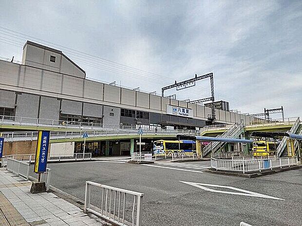 近畿日本鉄道「近鉄八尾」駅(約1,520m)