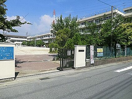 市川市立二俣小学校 1183m