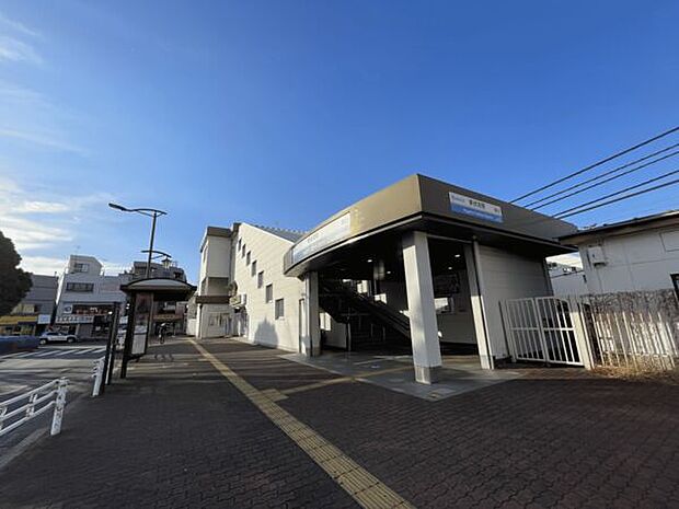 西武鉄道「東伏見」駅（約720m）