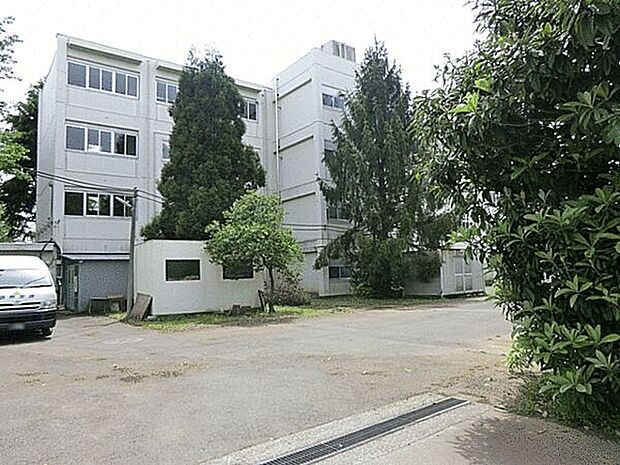 小平市立小平第十四小学校(約932m)