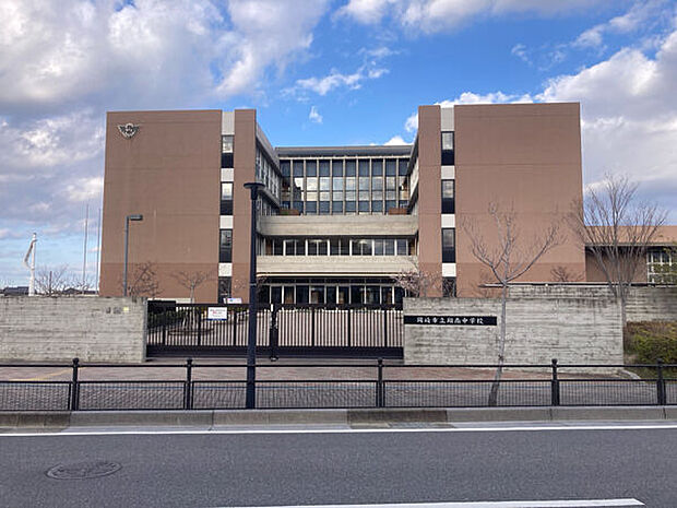 岡崎市立翔南中学校（約1,459m）