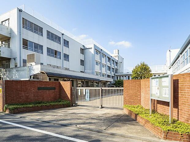 練馬区立三原台中学校(約1,019m)