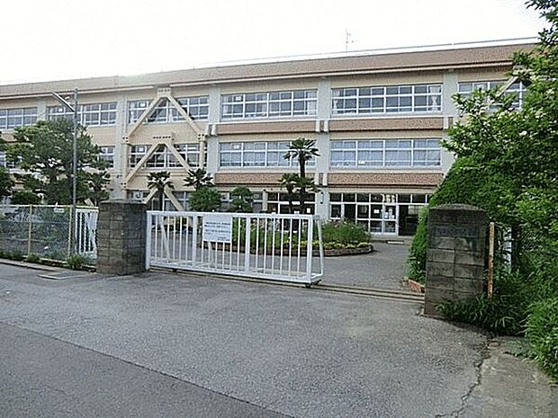 柏市立柏第七小学校（約1,852m）