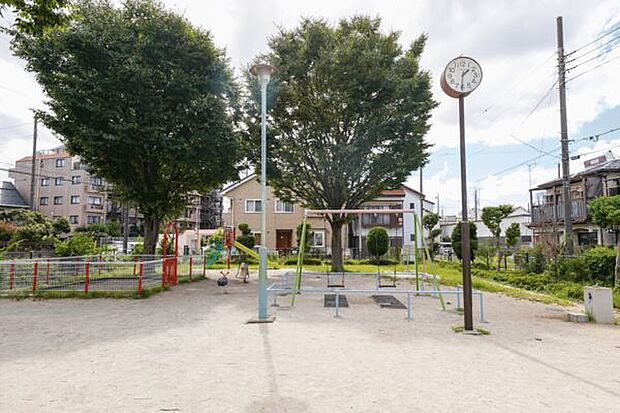 芝高木第3公園(約618m)