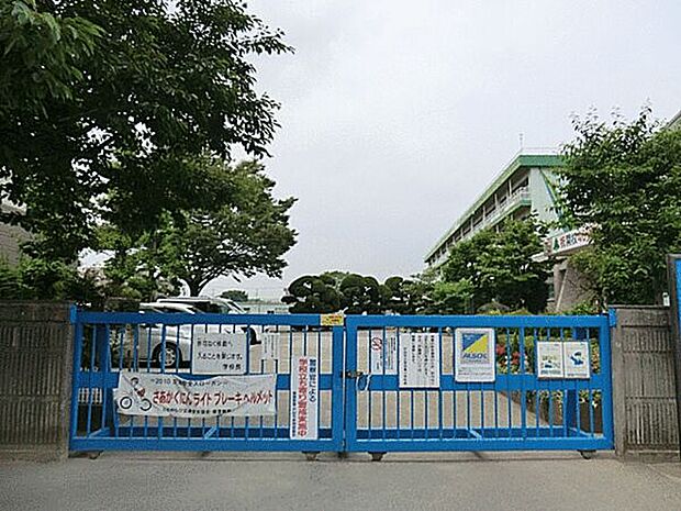 戸田市立笹目東小学校(約292m)