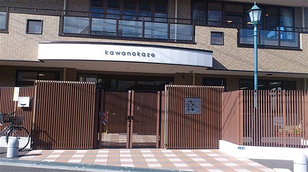 かわの風保育園（約714m）