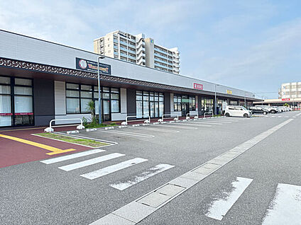 アーバンモール新宮中央 1624m