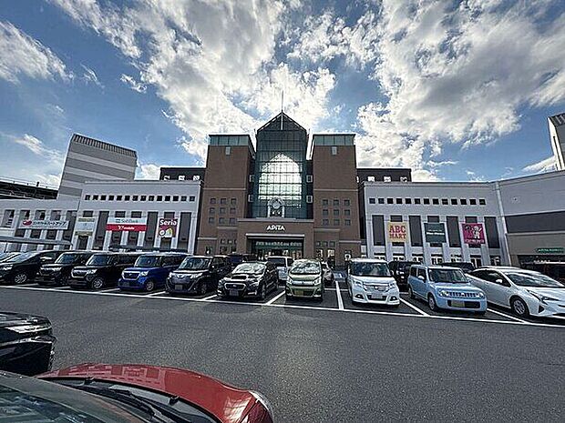 ギャラリエアピタ知立店（約1,962m）