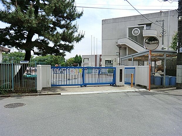 川崎市立宮内中学校（約1,126m）