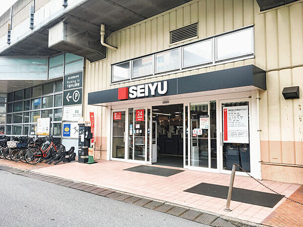 ニッケコルトンプラザ（約1,732m）