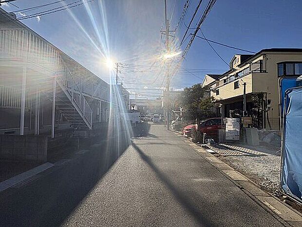 【前面道路】毎日の買い物には欠かせないスーパー、マミーマート 川口安行店まで徒歩9分(720m)と便利な立地。ご見学希望、詳細情報についてはお気軽にお問い合わせください♪