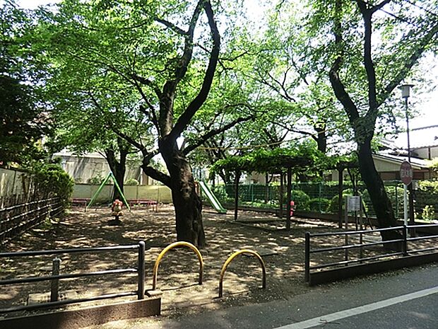 中町シダレザクラ公園（約1,112m）