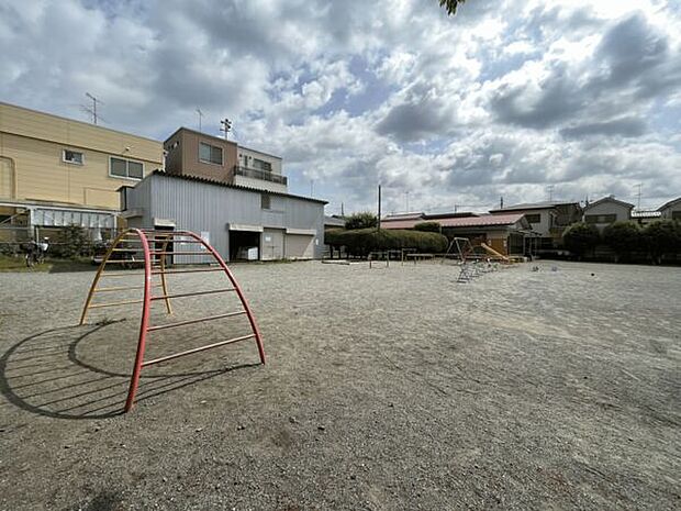 ひばりが丘公園 (ほりもとグラウンド)(約1,534m)