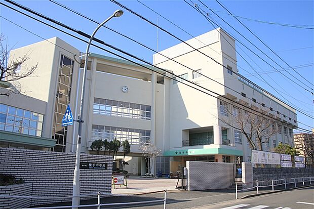 福岡市立横手中学校（約628m）