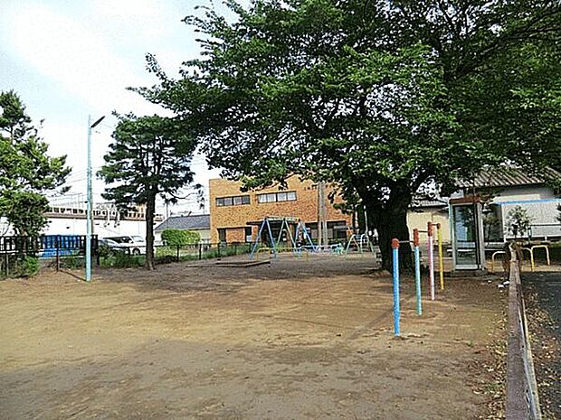 上峰西児童遊園地（約377m）