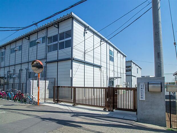 川崎市立子母口小学校(約452m)