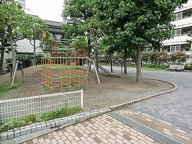 東砂二丁目公園(約836m)