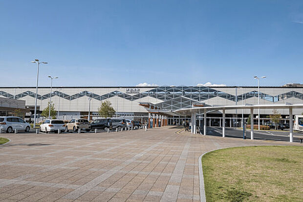 東武鉄道「伊勢崎」駅(約2,720m)