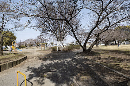 九合6号公園 889m