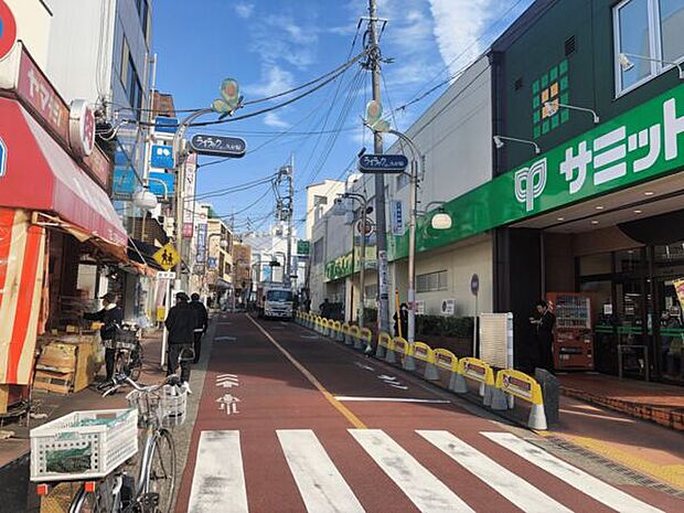 ライラック通り(約2,027m)