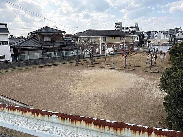 千鳥街区公園(約368m)