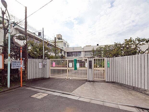 中野区立白鷺保育園（約1,411m）