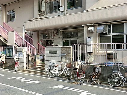 潮田保育園 133m