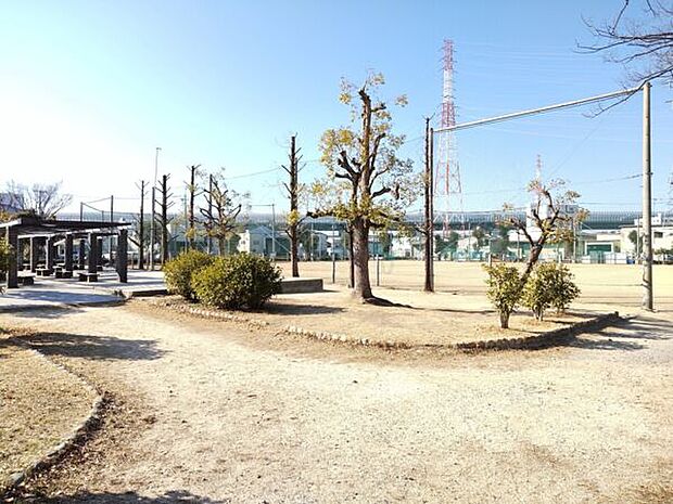 四宮公園(約1,375m)