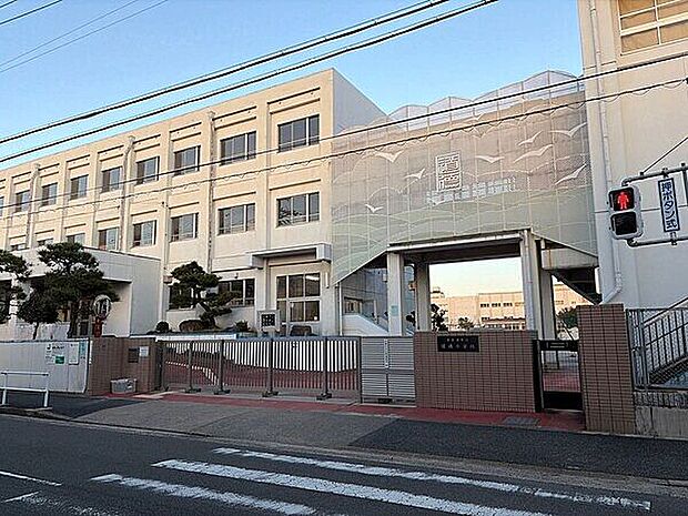 名古屋市立道徳小学校(約464m)