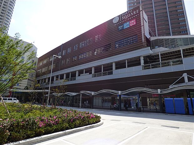 武蔵小杉東急スクエア（約1,412m）