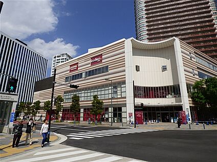 Ｆｏｏｄｉｕｍ武蔵小杉店 1013m