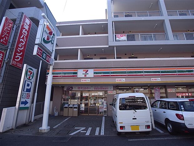 セブンイレブン横浜梅が丘店(約461m)