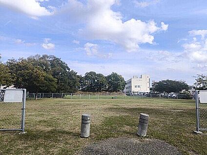 真栗馬公園 649m