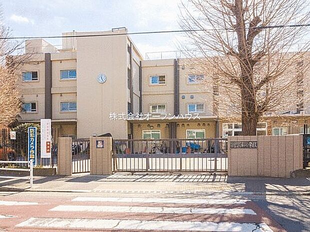 大和市立大和中学校(約319m)